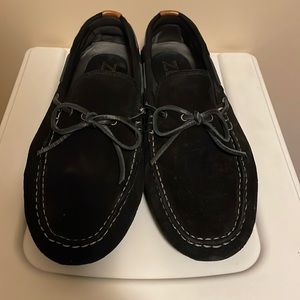 Zerogrand Cole Haan moccasins in suede leather very nice shoes casual size 11.